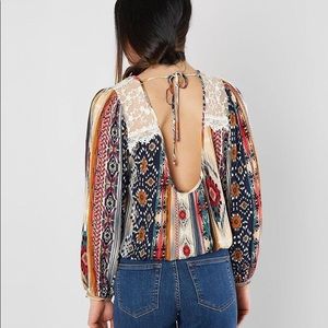 Gimmicks southwestern print top